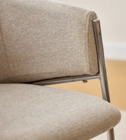 Carolina spisebordsstol i beige tekstil med chrome ben