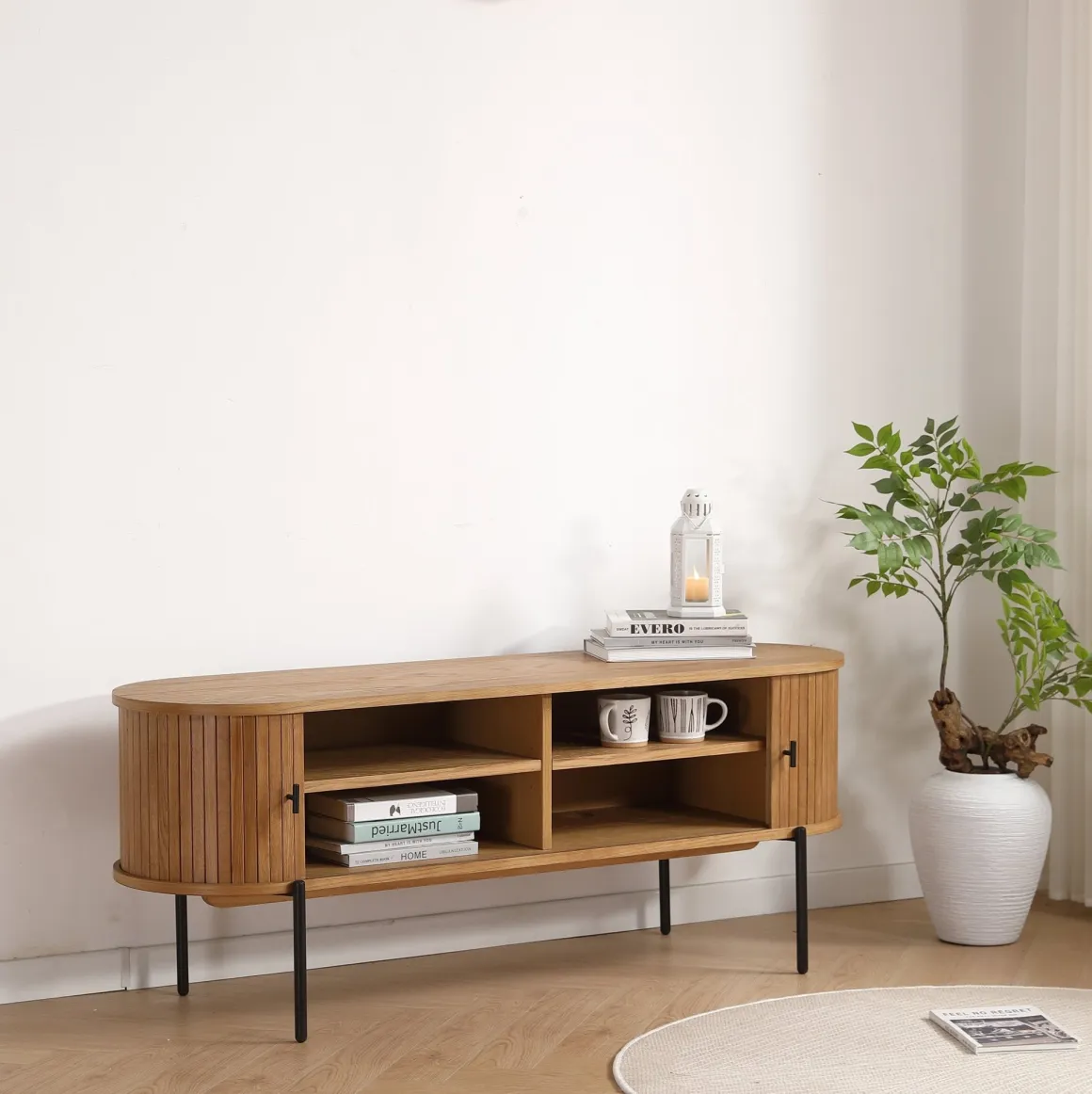 Florence jalousi tv-bord med lameller i eg 138x40x55 cm